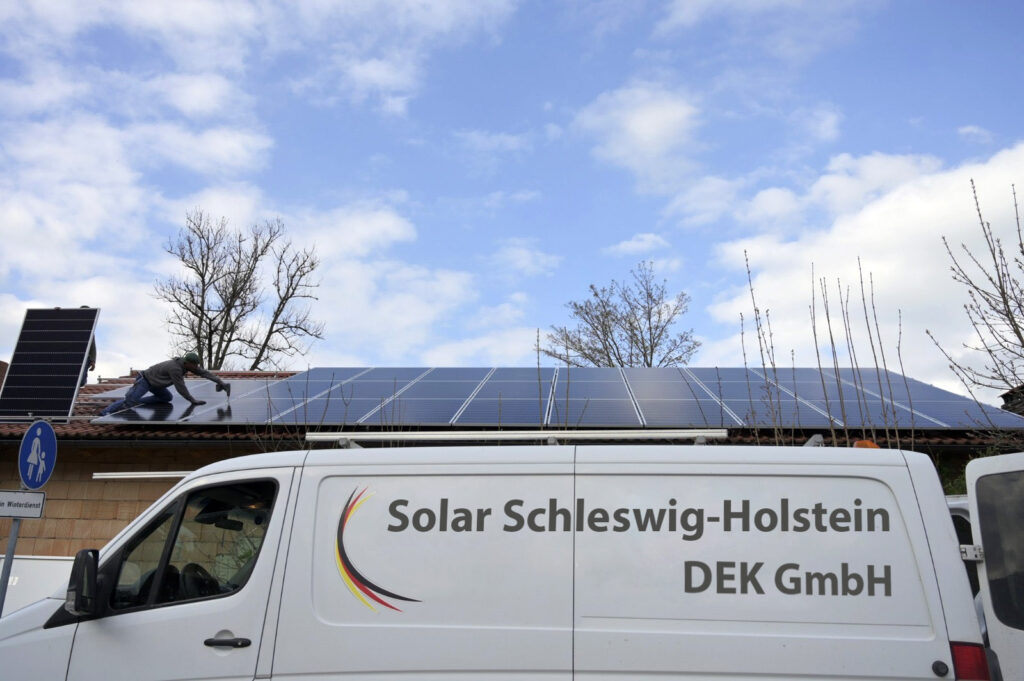 Auto Solar Schleswig Holstein DEK